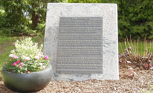 Der Gedenkstein in Herborn