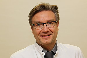Chefarzt Prof. Heers