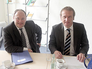 LWV-Landesdirektor und Aufsichtsratsvorsitzender Uwe Brückmann (li.), Geschäftsführer Reinhard Belling