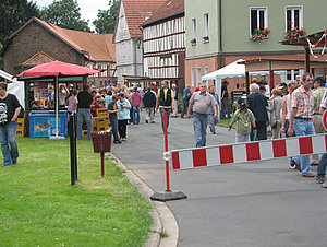 Besucher beim Sommerfest 2007 des ZSP Haina